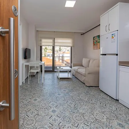 公寓 Central With Refreshing Interior Design In *